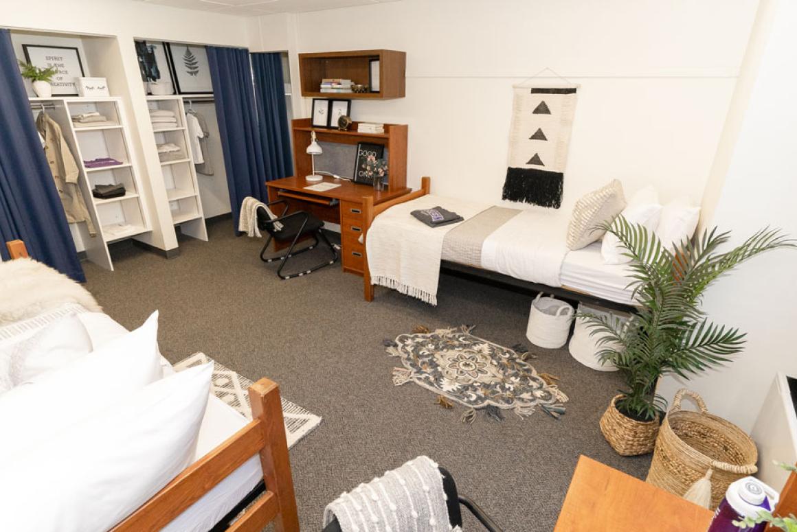 Delaware Room 6